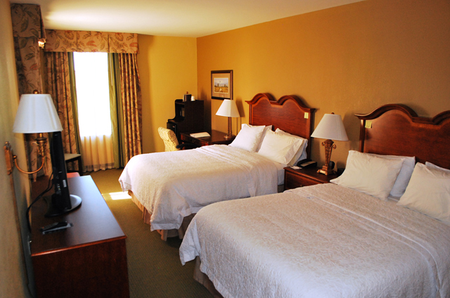 Hampton Inn Charleston Rooms