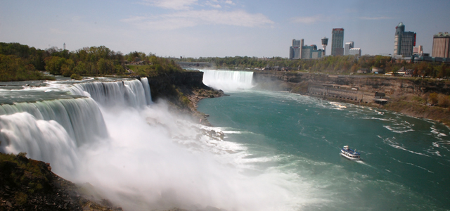 Hotel Review: Wingate by Wyndham Niagara Falls, New York hero image