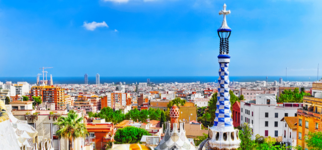 10 Reasons to Visit Spain hero image