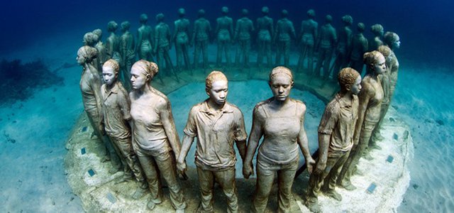 Underwater Art Worth Traveling For: A Look at Our 7 Favorite Underwater Sculptures hero image