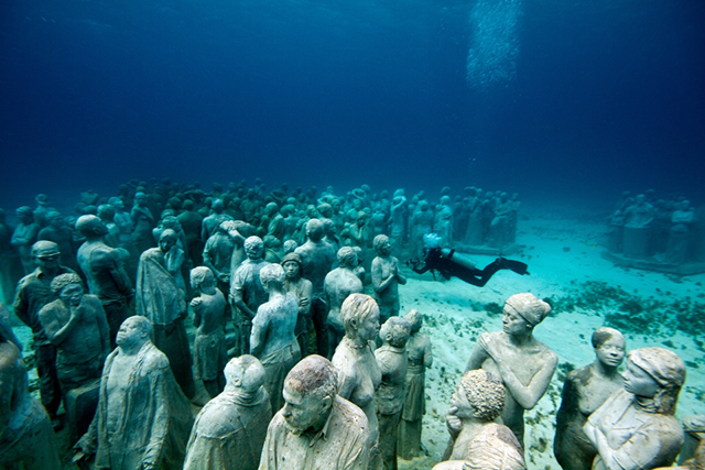 Silent Evolution Underwater Sculpture