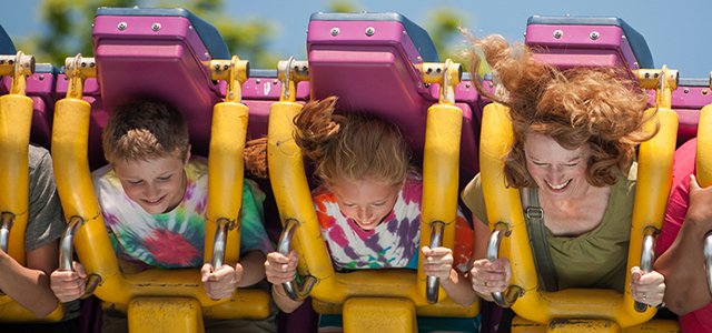 The 9 Best Family Friendly Amusement Parks in the World hero image