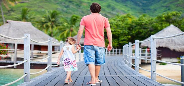 7 Ways to Find the Right Hotel for Your Family hero image