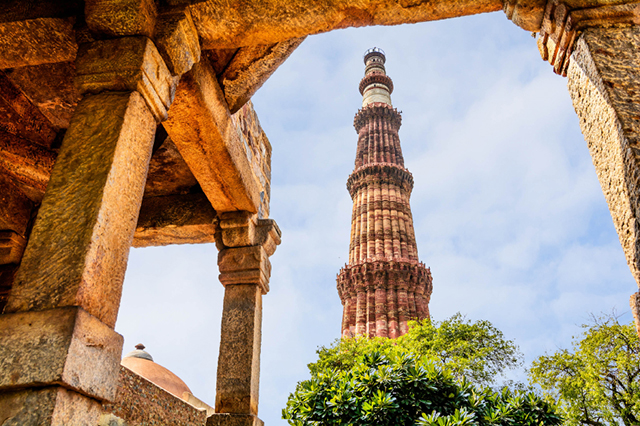 Qutub Minar Tower, Delhi India