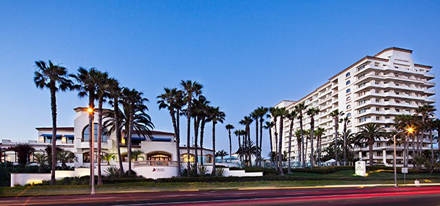 Hotel Review: Waterfront Beach Resort, Huntington Beach hero image