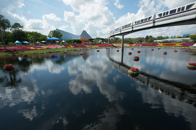 Disney World Monorail