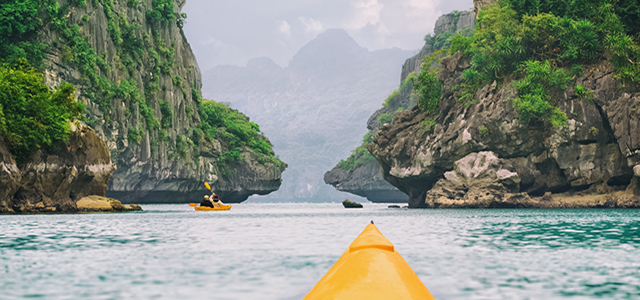 The 5 Best Adventures in Halong Bay, Vietnam hero image