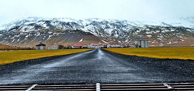 Driving Ring Road in Iceland: 5 Road Trip Stops Not to Miss in the South hero image
